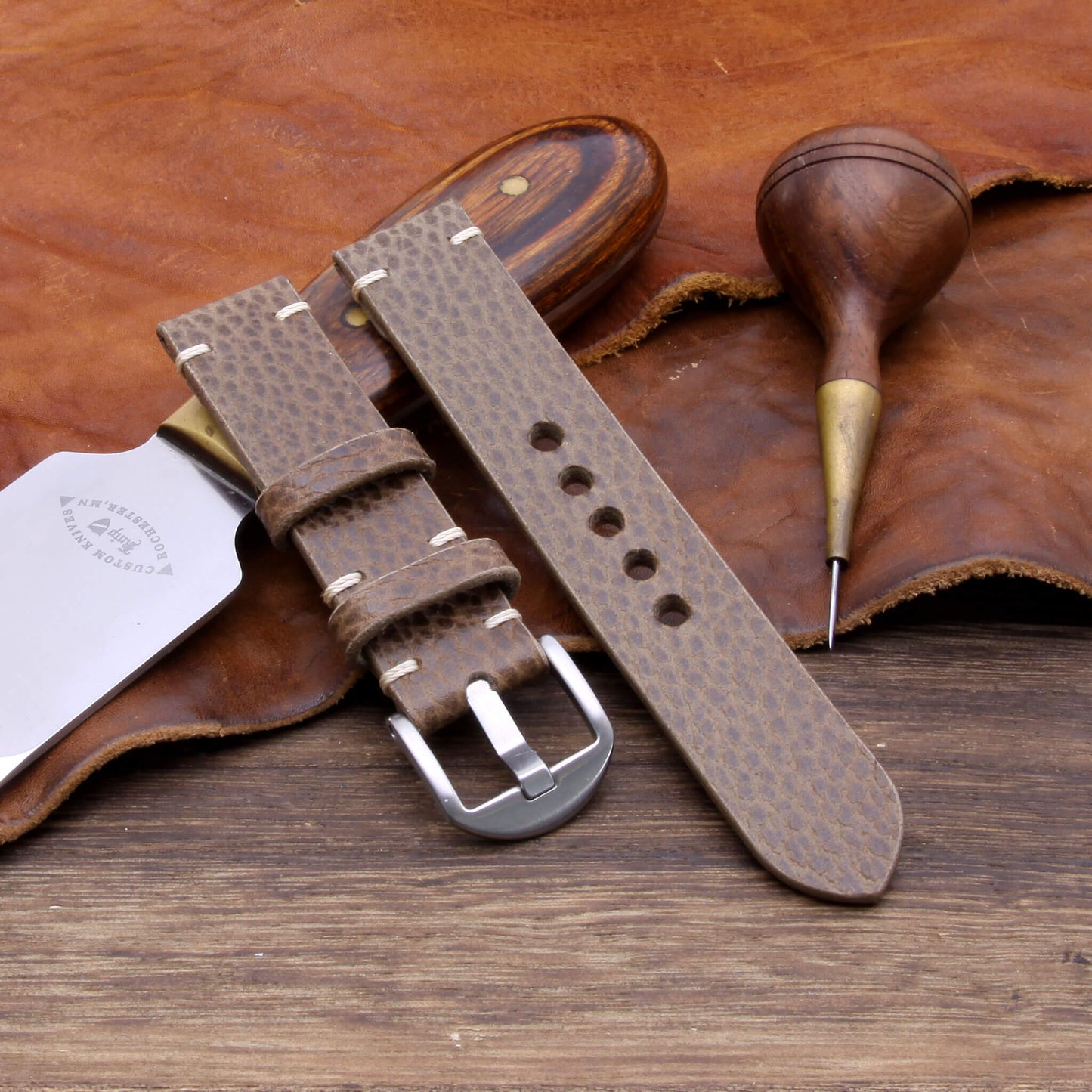 Minimalist Apple Watch strap in Buttero Taupe vegetable-tanned leather — Cozy Handmade