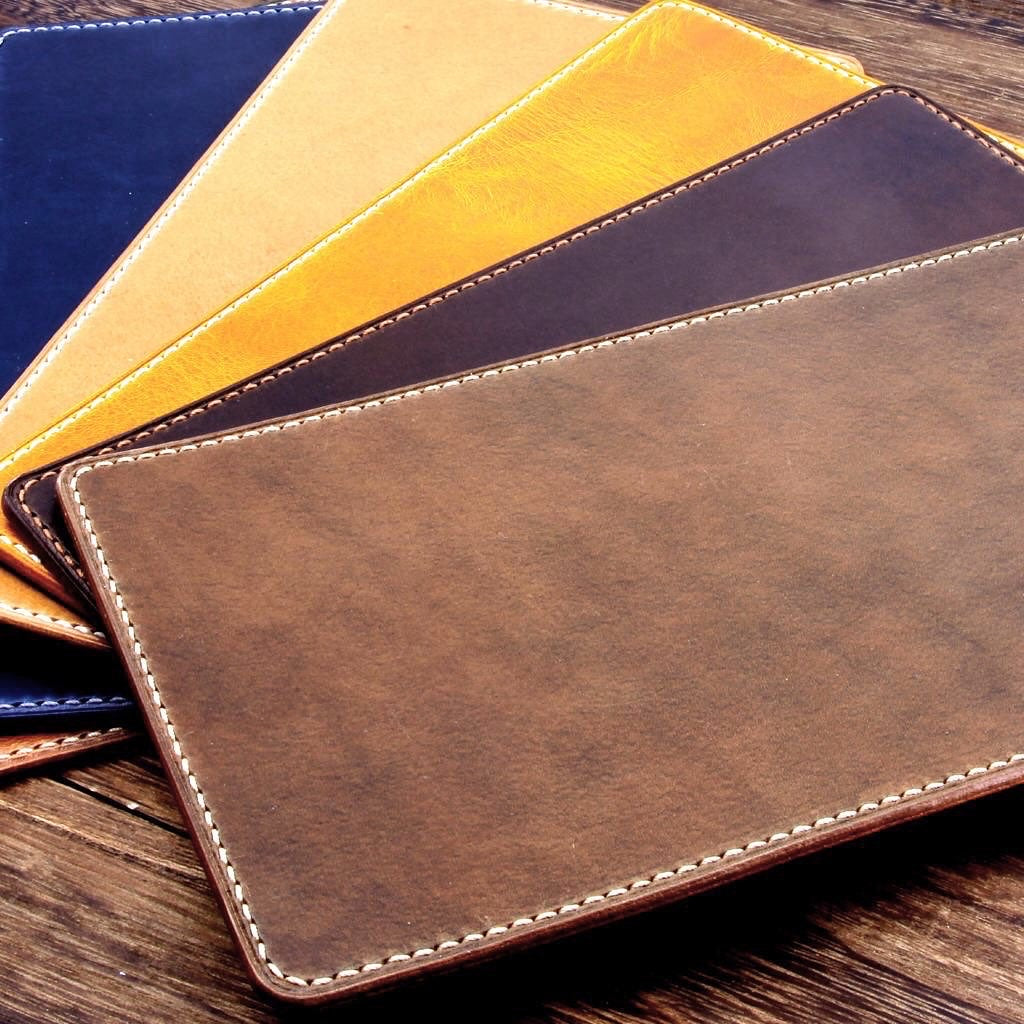 Handcrafted Leather Valet, available in multi colors, made from full-grain Italian Vegetable-Tanned Leather — Cozy Handmade
