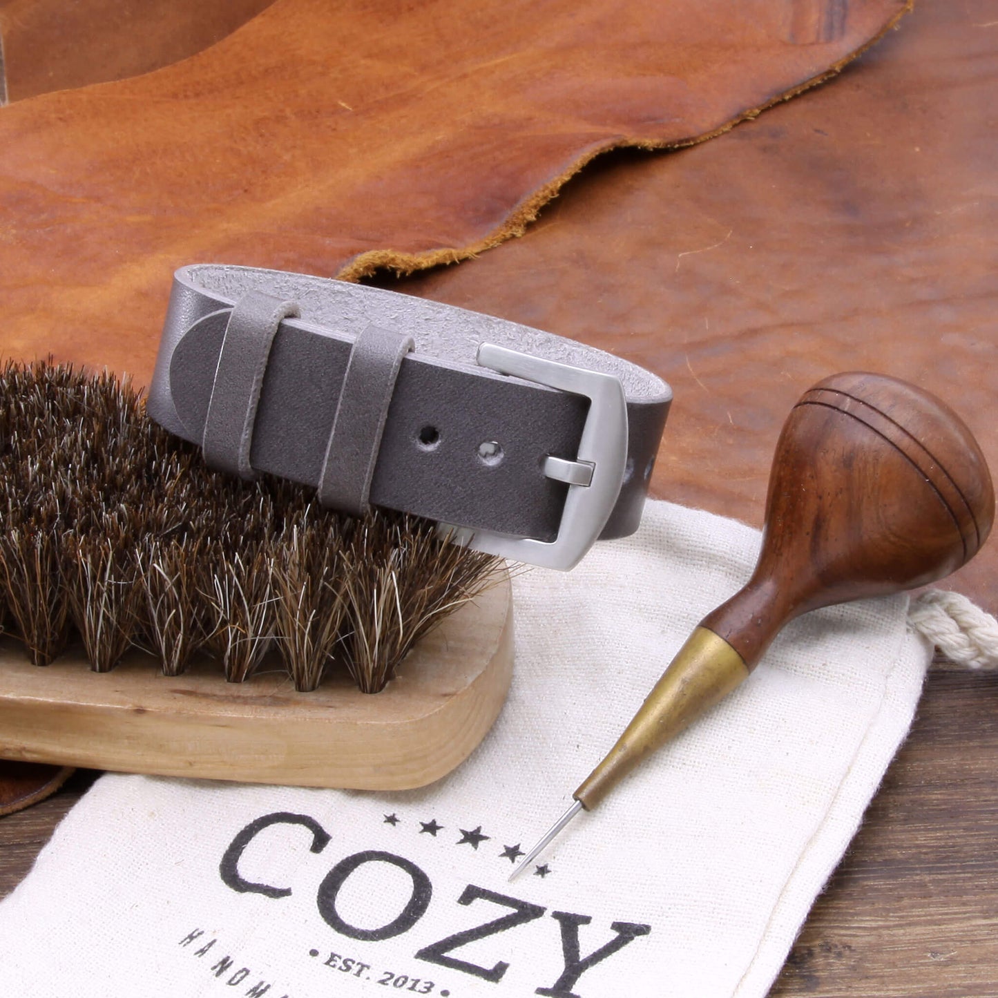 3rd View of Single Pass Leather Watch Strap, 2-Keeper Koala Antracite, made with Italian veg-tanned leather by Cozy Handmade