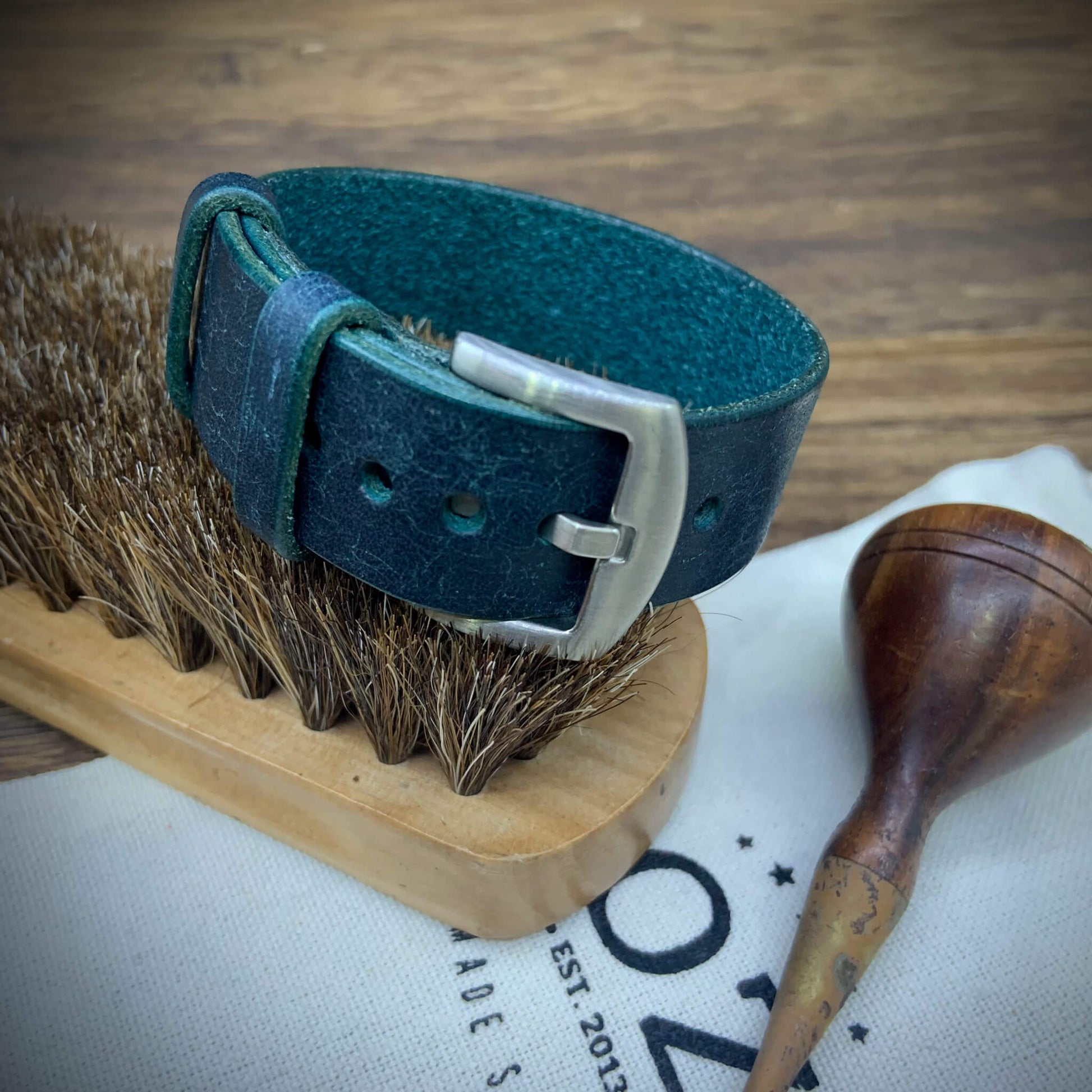 Single Pass Watch Strap, 2-Keeper Style Pueblo-Nazionale | Full Grain Italian Vegetable-Tanned Leather | Cozy Handmade