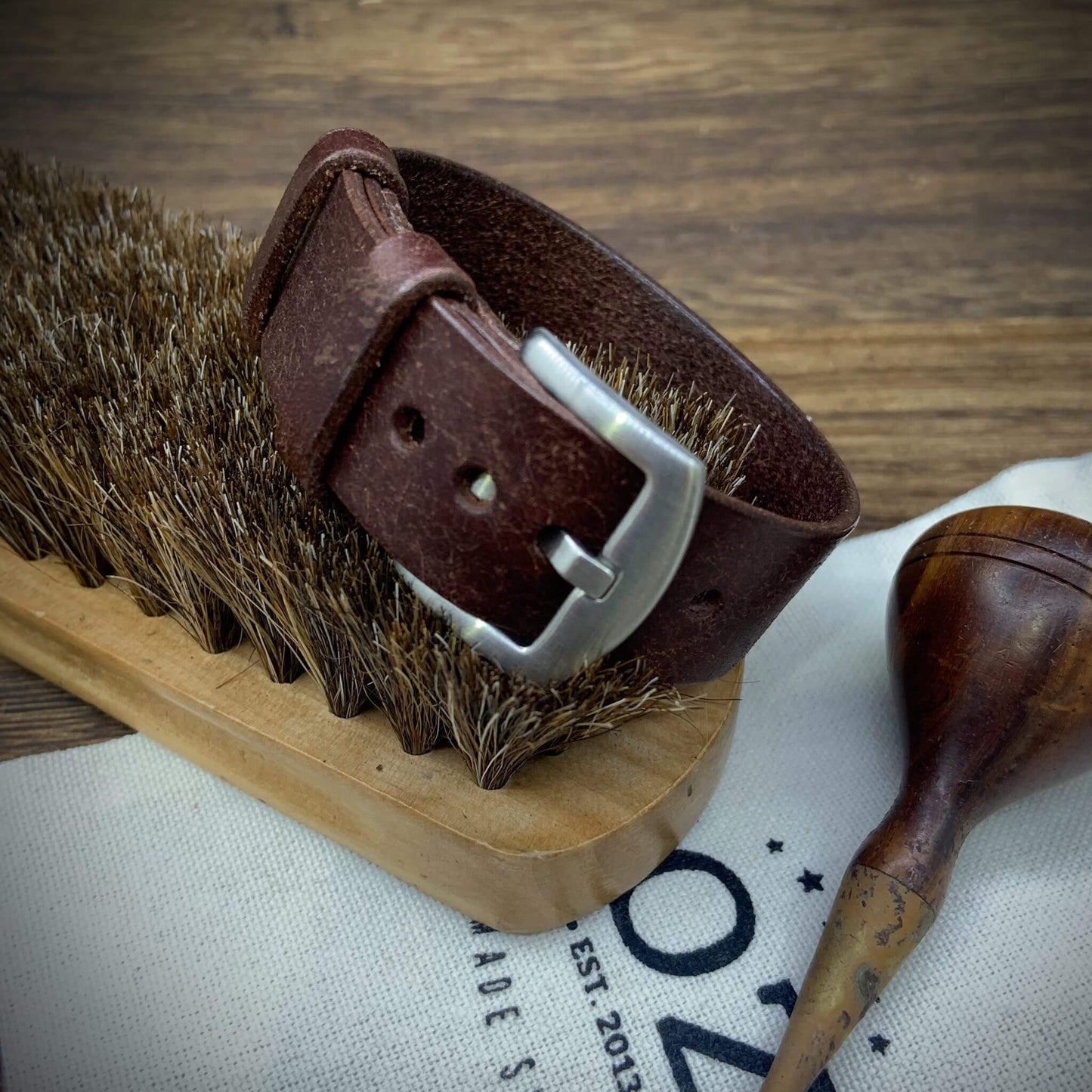Single Pass Watch Strap, 2-Keeper Style Pueblo-Tobacco | Full Grain Italian Vegetable-Tanned Leather | Cozy Handmade