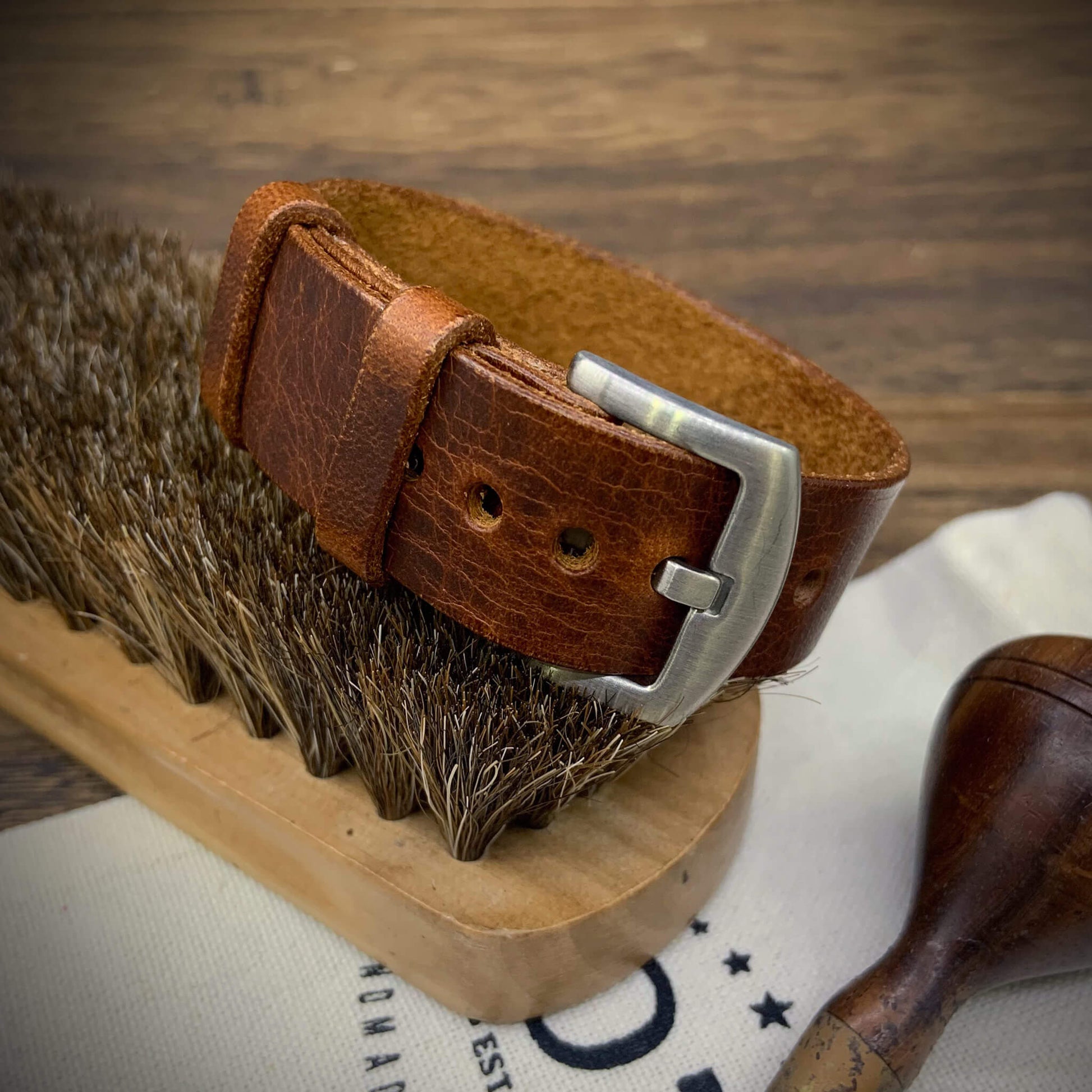 Single Pass Watch Strap, 2-Keeper Style Wax-Cognac | Full Grain Italian Vegetable-Tanned Leather | Cozy Handmade