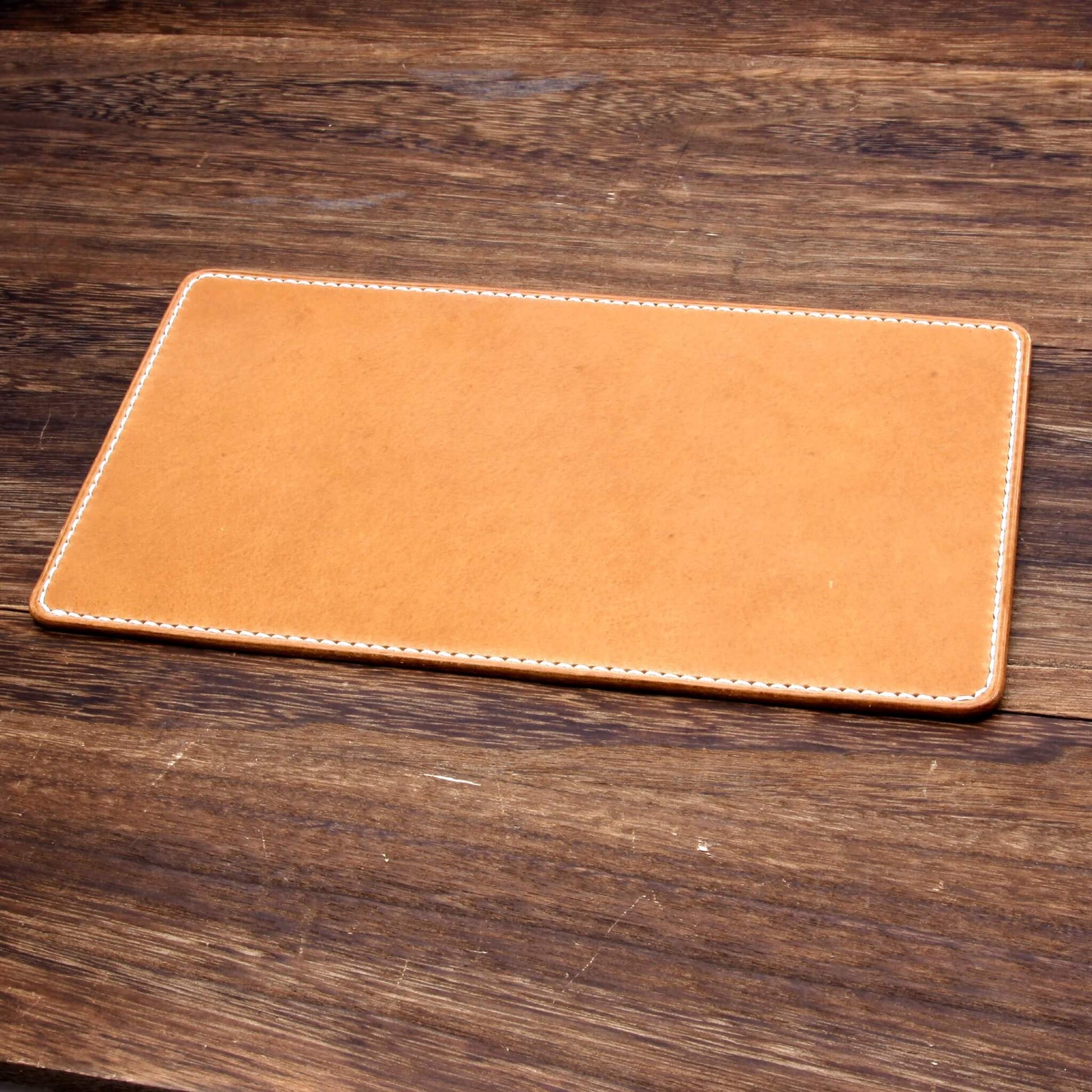Handcrafted Leather Watch Valet, Sequoia 101 (brown) Italian vegetable-tanned leather — Cozy Handmade

