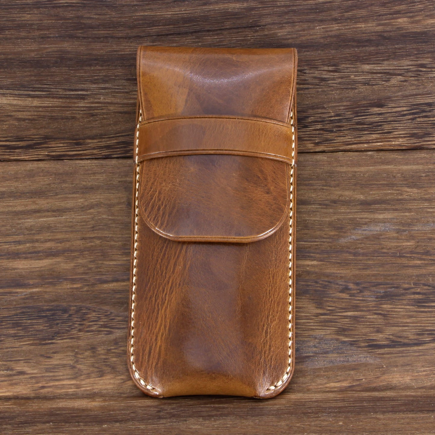 Premium Italian vegetable-tanned leather single watch slip case by Cozy Handmade | Military 102