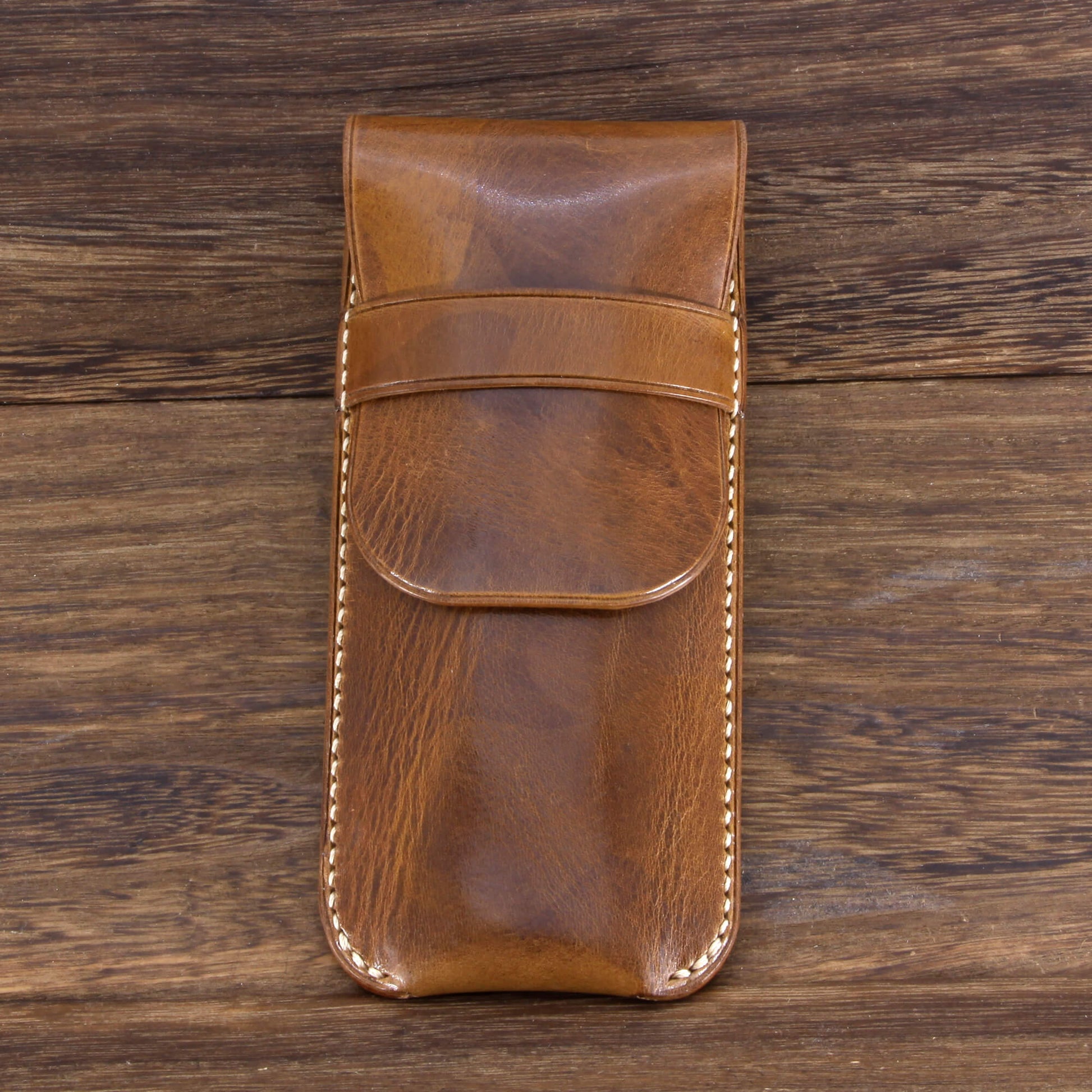Premium Italian vegetable-tanned leather single watch slip case by Cozy Handmade | Military 102