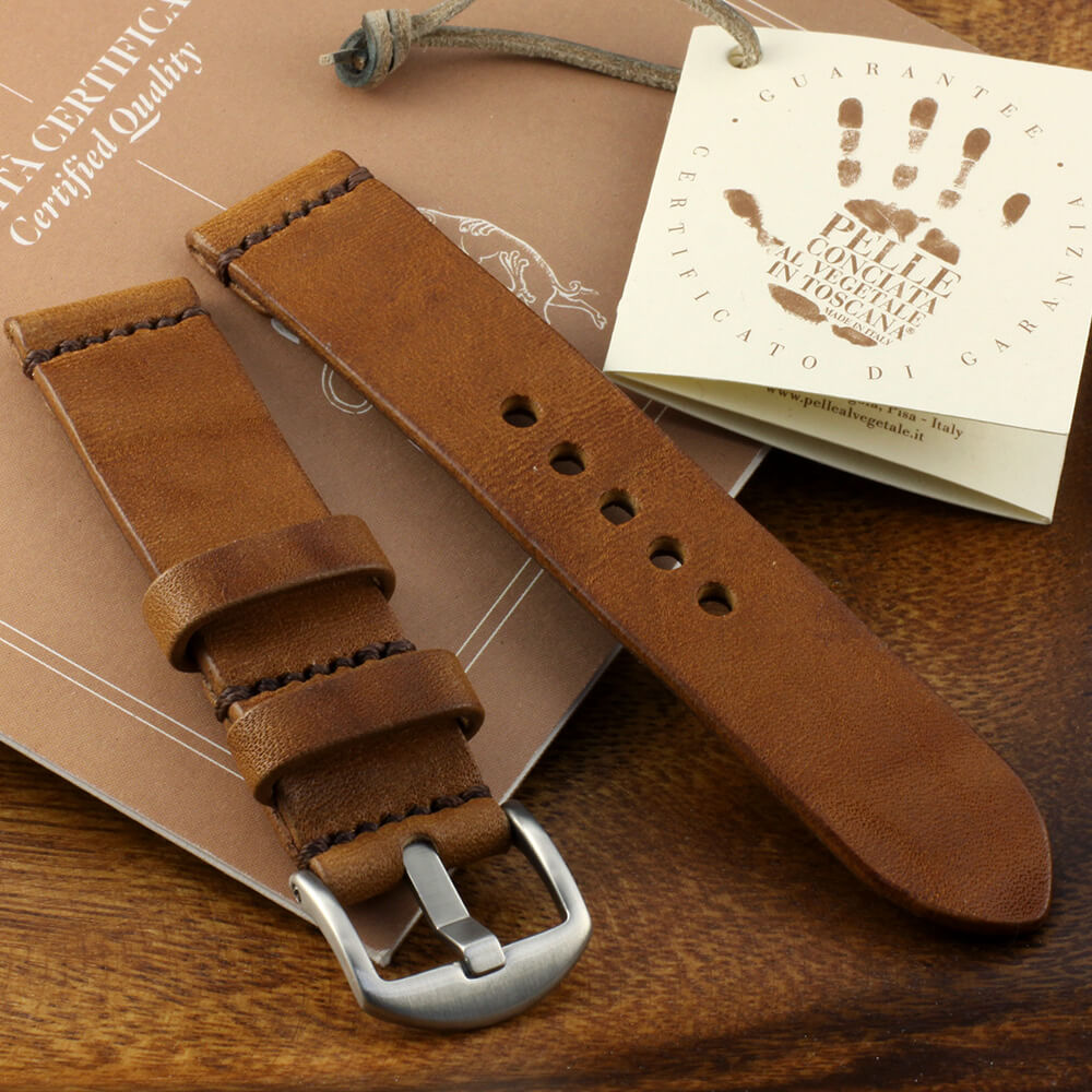 Minimalist Leather Apple Watch strap in Vintage 401 (Tan) vegetable-tanned leather — Cozy Handmade
